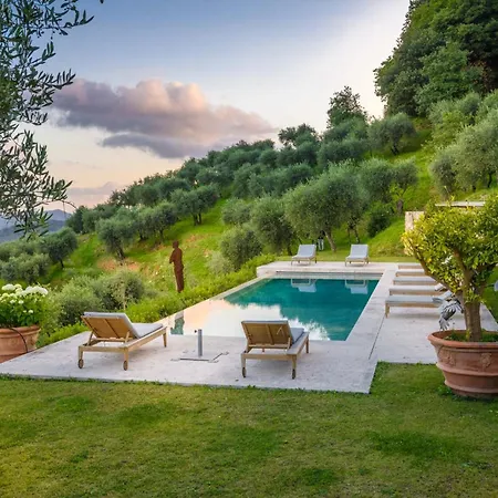 Sunset, Luxury With Infinity Pool Lucca